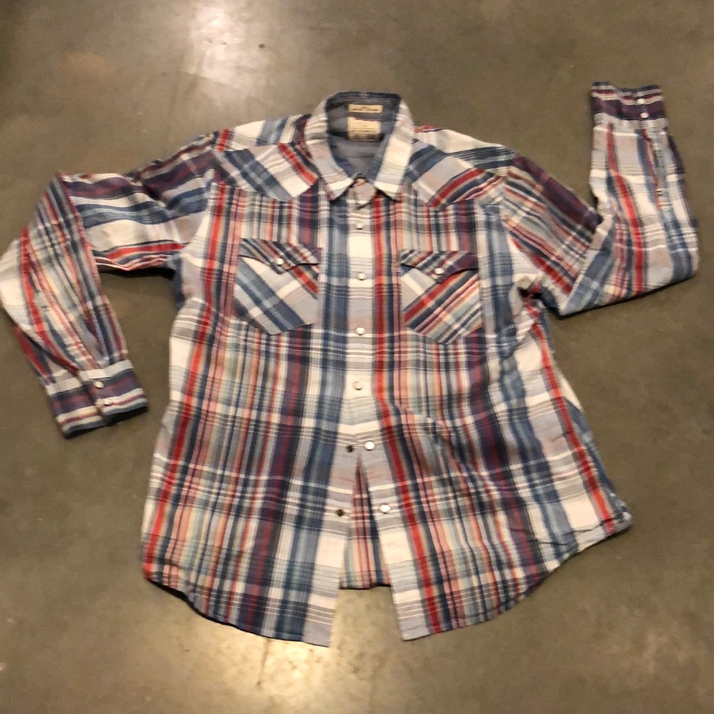 LIKE NEW Levi’s Men’s Western Inspired Plaid Shirt